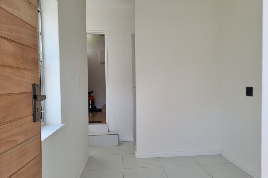 4 Bedroom Property for Sale in Beachfront Western Cape